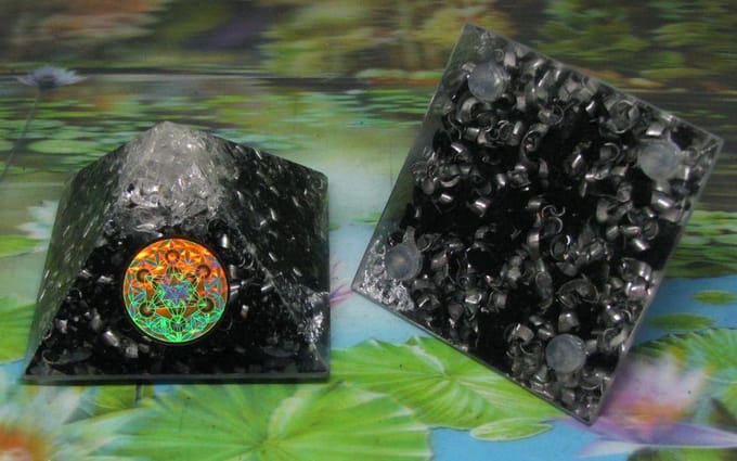 Orgon shungiet piramide 95-100 mm