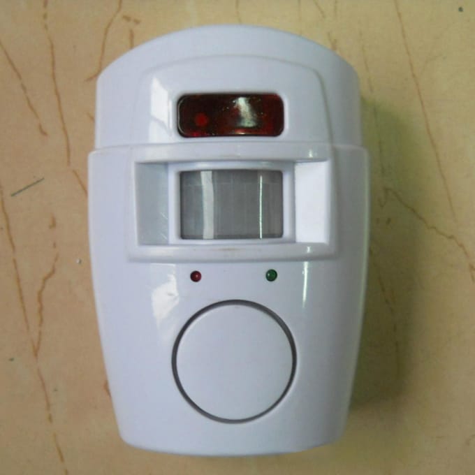 IR Sensor Alarm met Afstandsbediening Luid Geluid Hoge Gevoeligheid Bewegingssensor Detector voor Deur white