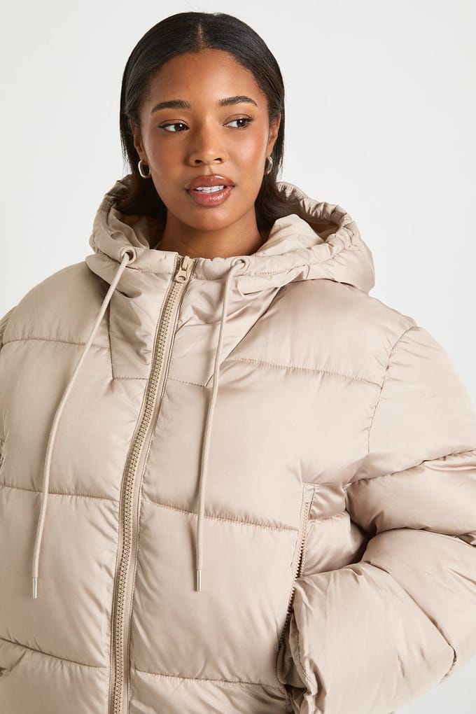 boohoo Dames Plus Gevoerde Pufferjas met capuchon | Stone | Maat: 16