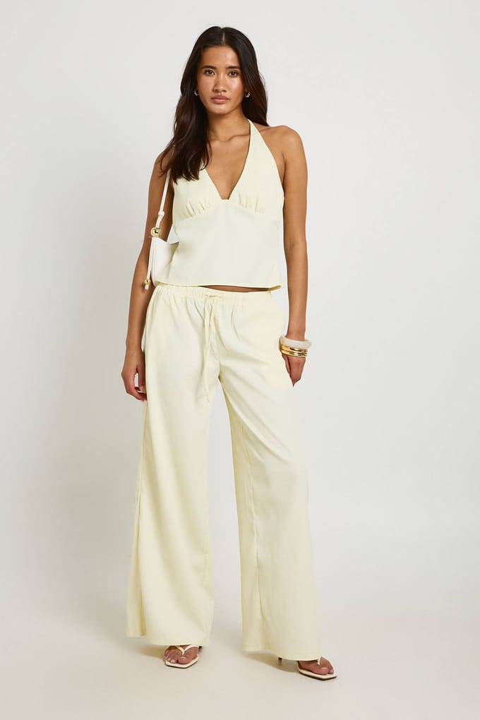 boohoo Dames Getextureerde Geweven Haltertop En Wijde Broek Set | Citroen | Maat: 38