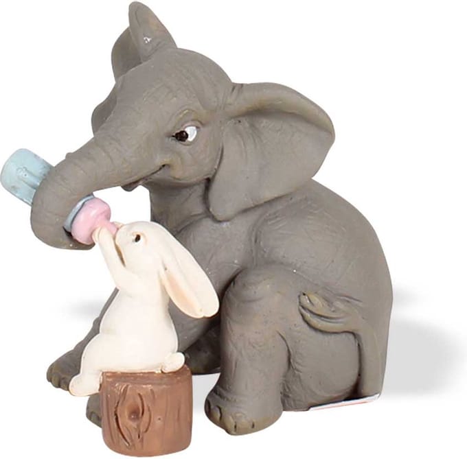 MadDeco - ludiek - beeld - Olifant - geeft - fles - haas