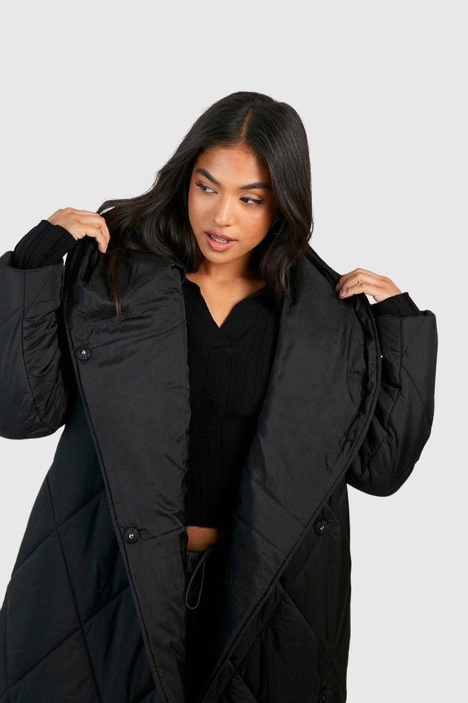 boohoo Dames Petite Diamond Quilt Maxi Met Capuchon Oversized Puffer | Black | Maat: 6
