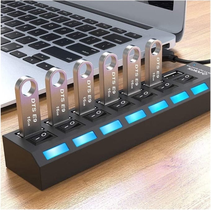 LuxeBass USB Hub splitter met USB-hub adapter compatibel met MacBook, Windows en meer (7-poorts 2.0)
