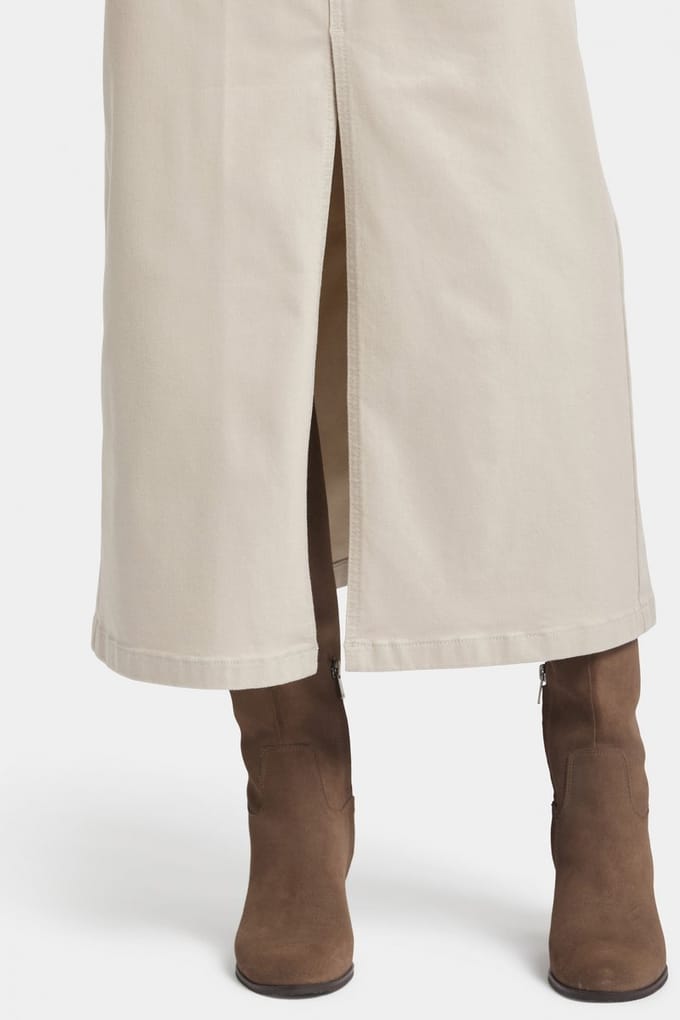 Hoge Taille Lange Rok Met Centraal Voor Sleuf