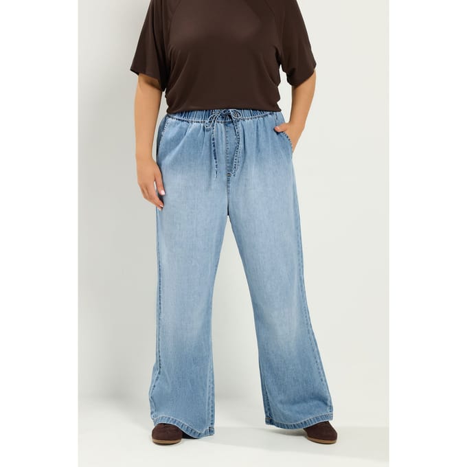 Yours Middenblauwe Jeans Met Trekkoord En Wijde Pijpen Size Regular > 46