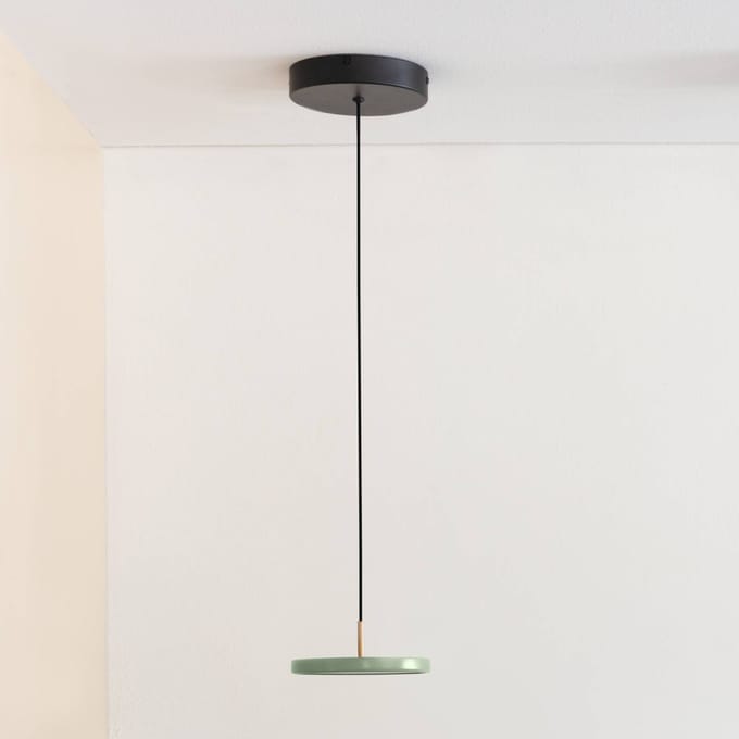 UMAGE Hanglamp Asteria Micro V2 - olive - Brass Top