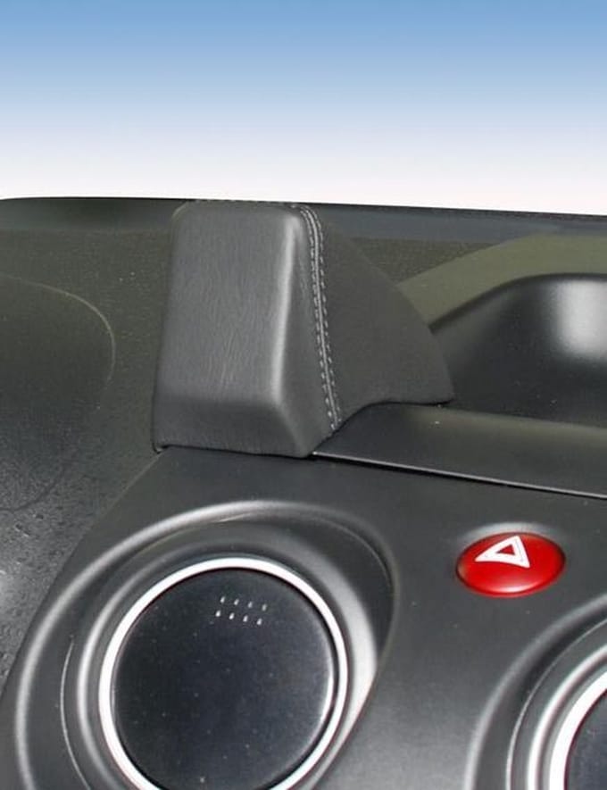 Kuda houder geschikt voor Mitsubishi Colt 2009-2014 Kleur: Zwart