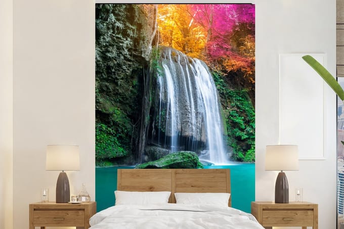 Behang - Fotobehang Waterval - Bomen - Roze - Bruin - Natuur - Breedte 225 cm x hoogte 350 cm