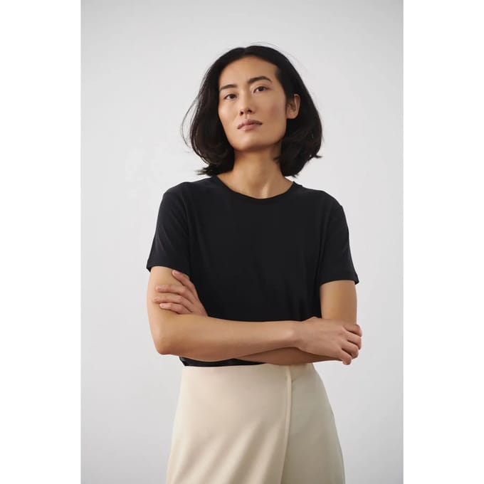 Dames-T-shirt Soaked in Luxury Columbine