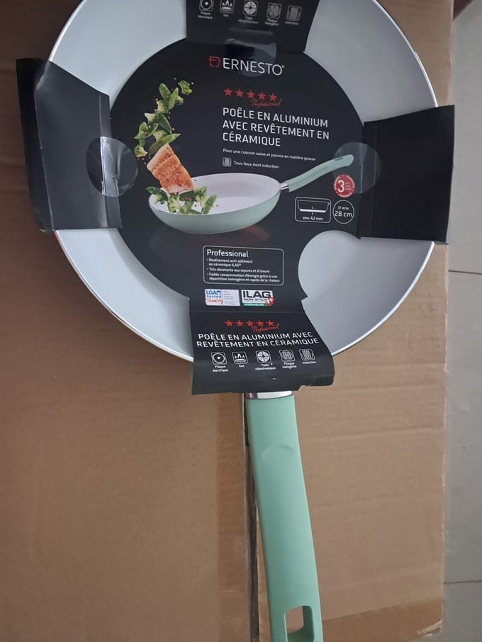 Ernesto Aluminium Koekenpan met Keramische Coating - Mint - 28 cm