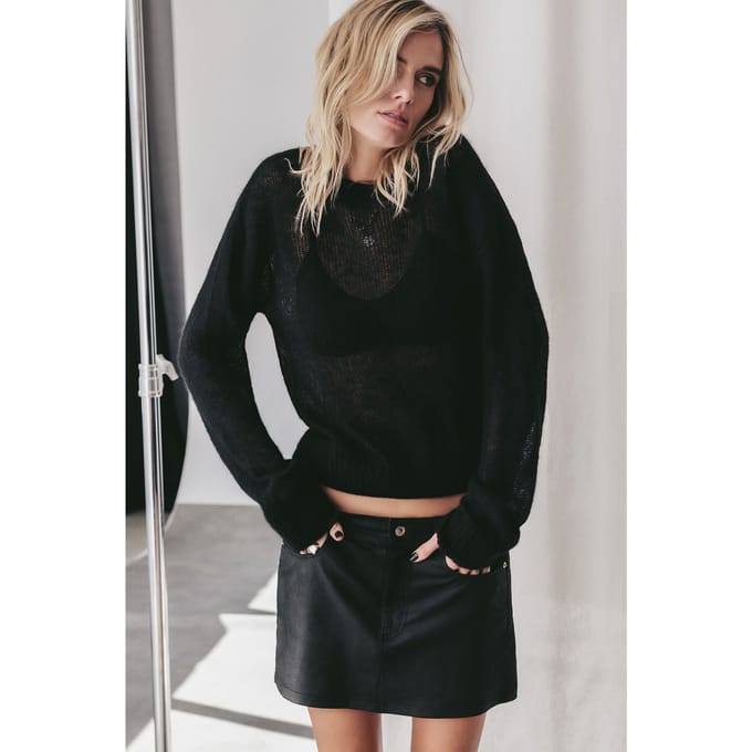 Mikuta The Black Fine Knitted Sweater Größe: M | Pullover Outlet | Damen | Schwarz