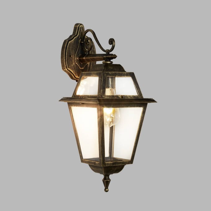 Searchlight Buitenwandlamp New Orleans, lantaarn neerwaards