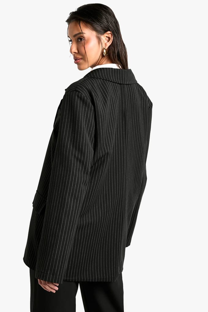 boohoo Dames Oversized Getailleerde Blazer met Streepjespatroon | Black | Maat: 8