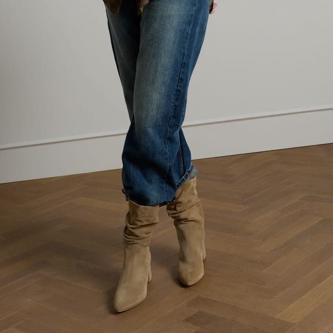 Manfield - Dames - Beige suède laarzen met hak - Maat 41