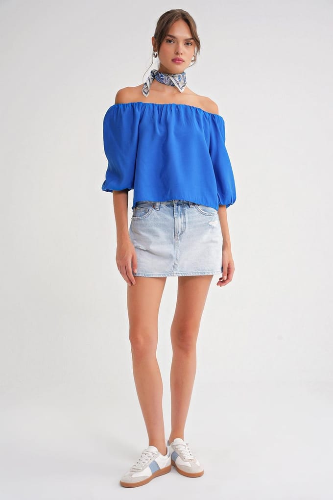 Modal Gemengde Blouse met Madonna Kraag en Rimpeldetail