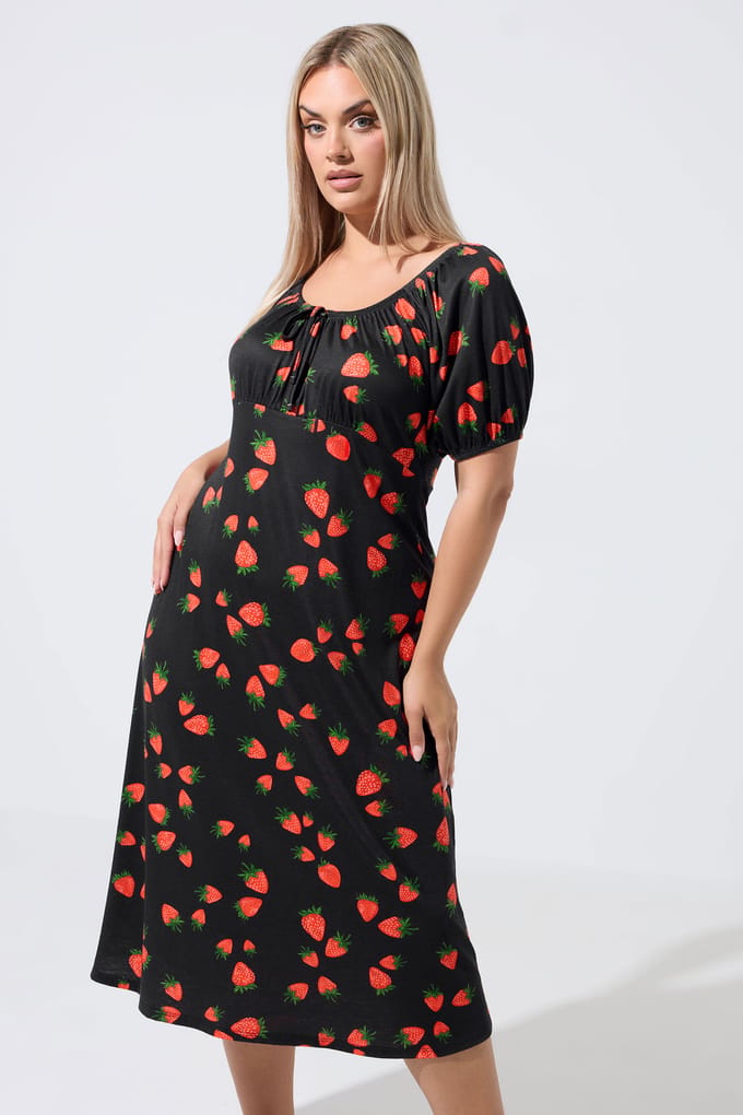 Limited Collection Zwarte Tea Dress Met Aardbeienprint Size 40