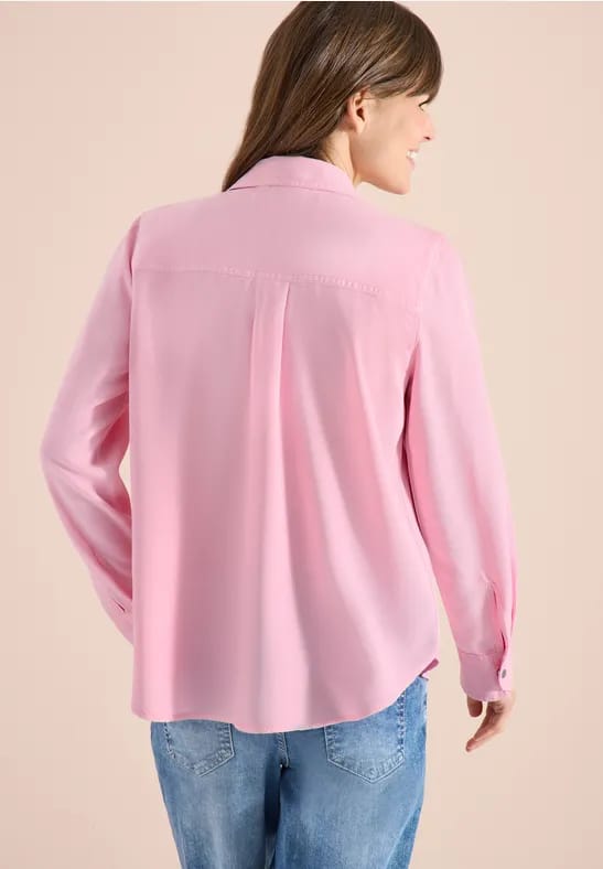 Blouse met overhemdkraag en omslag