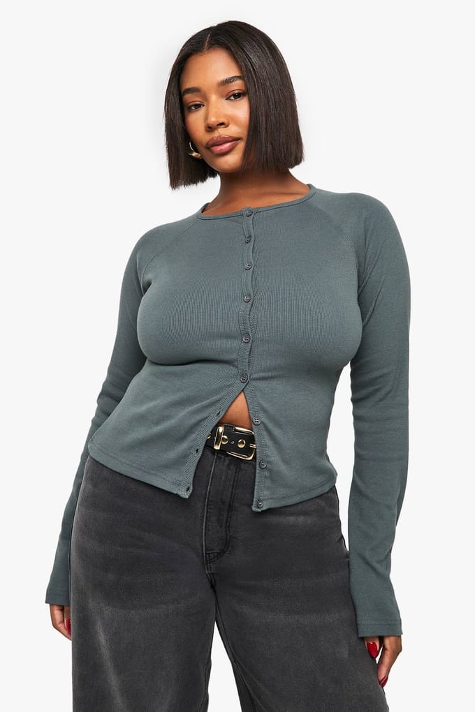 boohoo Dames Plus Button-Down Top met knoopsluiting en lange mouwen | Kaki | Maat: 52