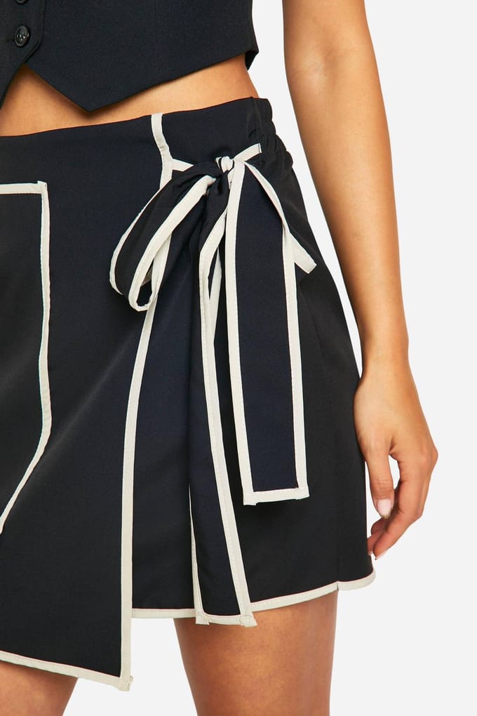 boohoo Dames Contrast Trim Wrap Mini Skirt | Zwart | Maat: 34