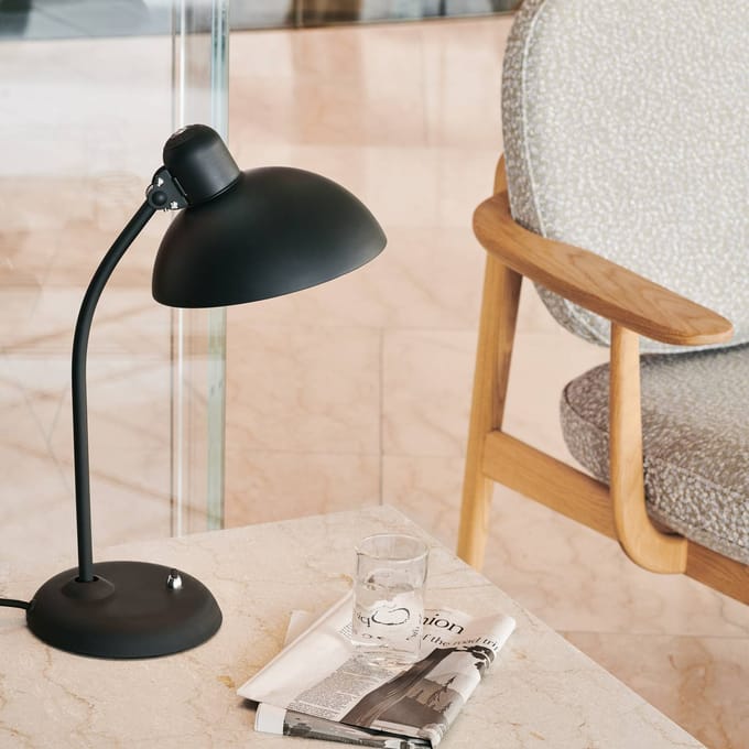Fritz Hansen - Kaiser Idell 6556-T - Tafellamp - zwart mat