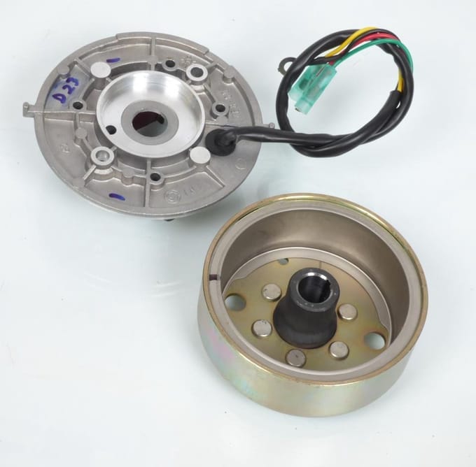 Stator-rotor ontsteking RSM voor Bromfiets MBK 50 99 Moriyama / INEL XE8-00 NLL-00 Nieuw