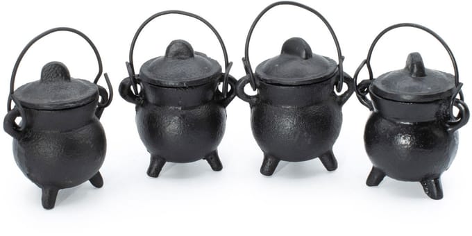 4 x Extra Small Cast Iron Cauldrons 5x7cm