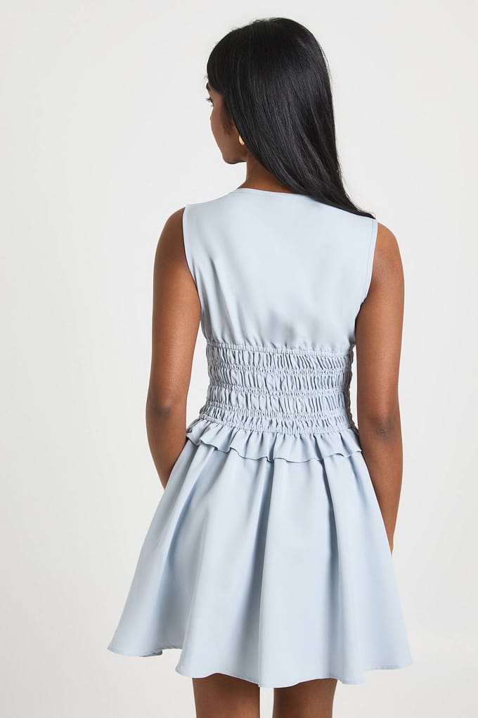 boohoo Dames Mouwloze Mini-jurk Met Gerimpelde Taille | Lichtblauw | Maat: 42