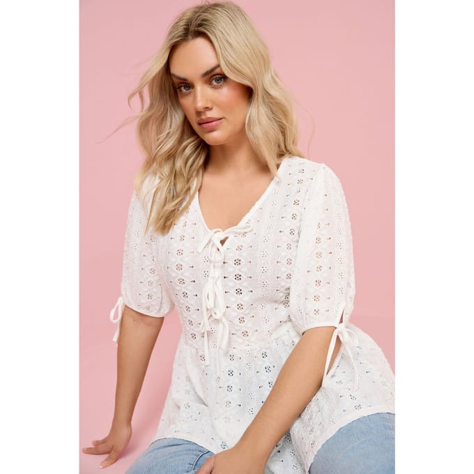 Yours Peplum Top Met Broderieontwerp En Striksluitingen In Wit Size 42