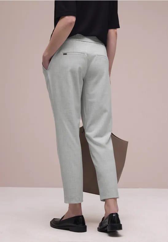 Mid Waist Slim Legs broek met gesp
