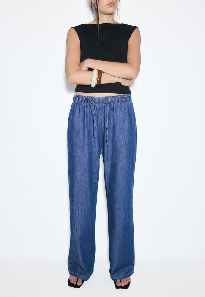 Stradivarius Soepele denim broek met koord  VERBLEEKTE DENIM WASSING M