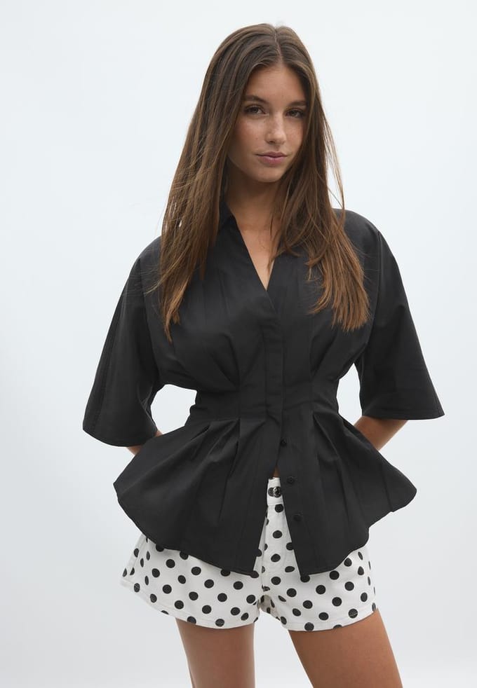 Stradivarius Getailleerde blouse met kimonomouwen en plooien  Zwart L