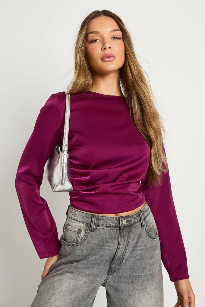boohoo Dames Getextureerde satijn top met strik aan de rug | Plum | Maat: 14