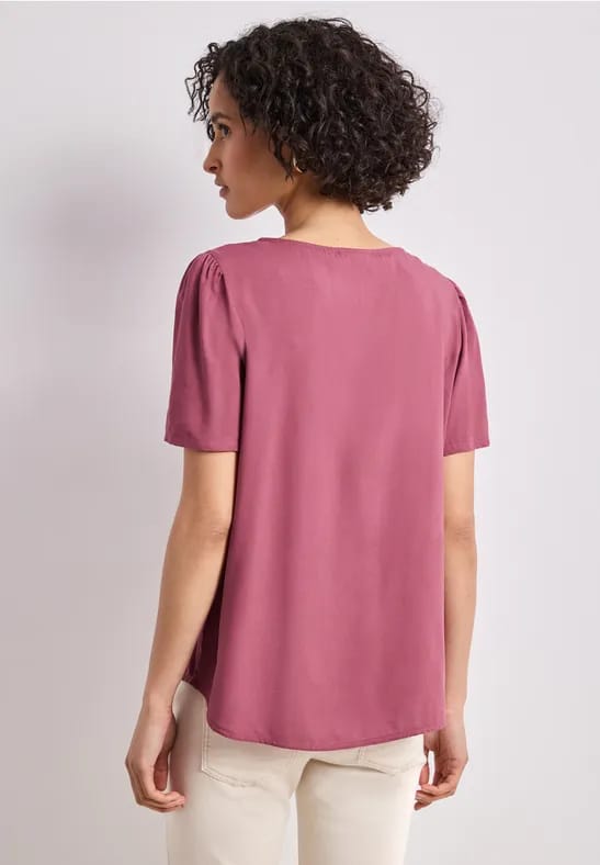 Blouse met ronde hals en korte pofmouwen