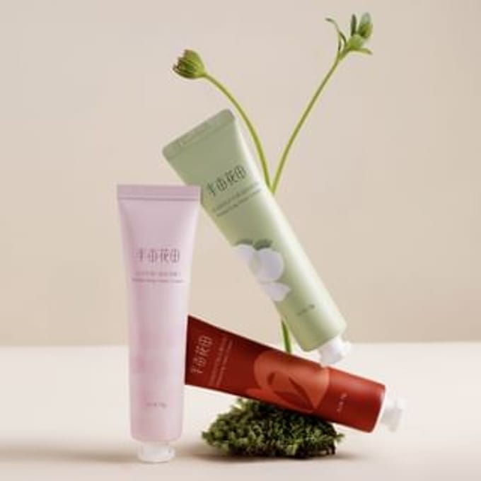 LITTLE DREAM GARDEN - Mosturizing Hand Cream - 3 Flavors #Warm Spring Sakura - 75g