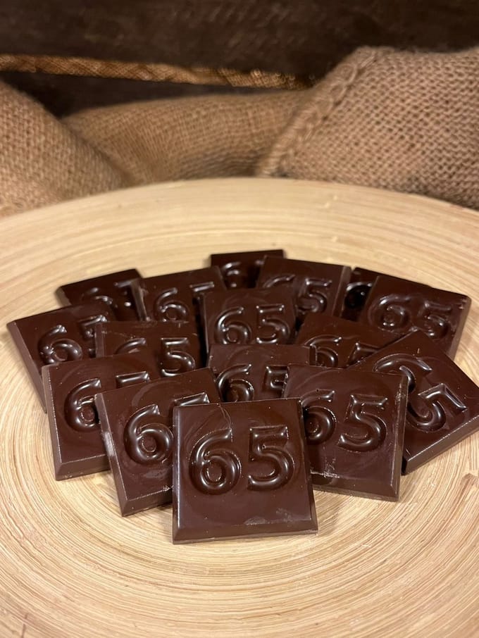 Callebaut - Chocolade cijfer 65 - Cadeau verjaardag - Smaak puur