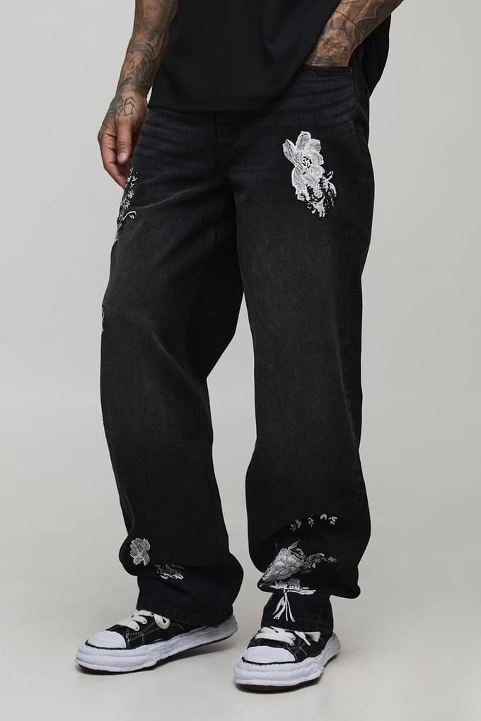Hoge Relaxte Stijve Bloemen Geborduurde Jeans | Washed Black | Size 36