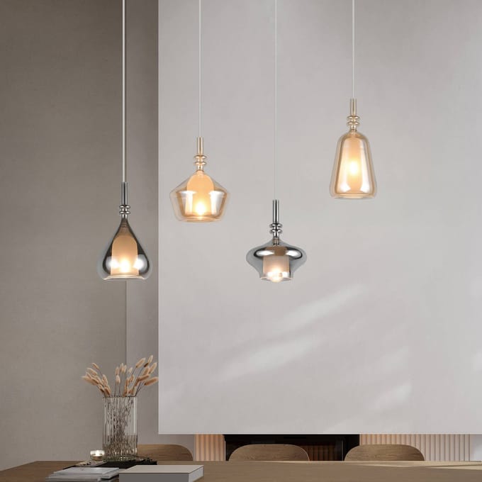Trio Lighting Hanglamp Aldea, lengte 65 cm, wit/amber/chroom glas, 4-lamps.