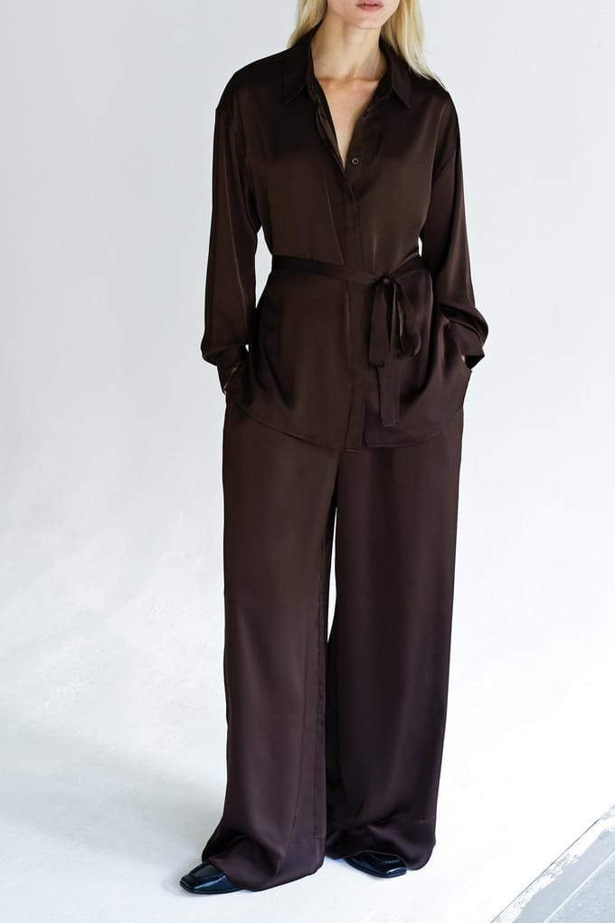 French Connection Bernadetta Satin Tie Belt Shir Bitter Chocolate Bitter Choco Maat: L | Longsleeves Outlet | Dames | Bruin