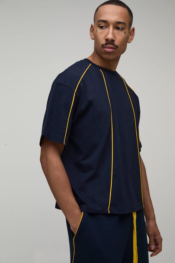 Oversized Boxy T-shirt & Baggy Short Set Met Contrasterende Biesjes | Navy | Size Medium