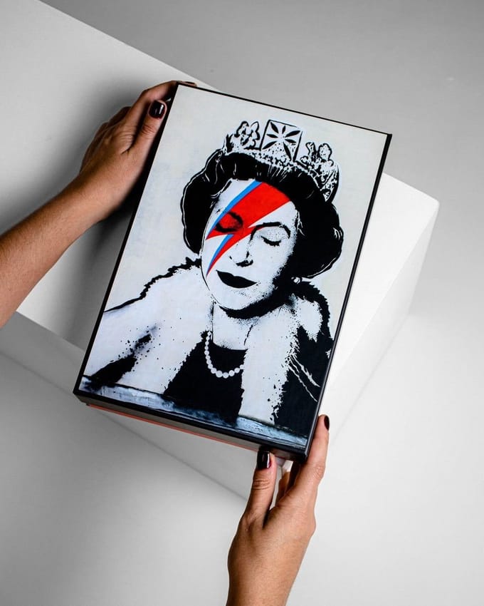 Banksy Graffiti - Lizzie Stardust 36-40