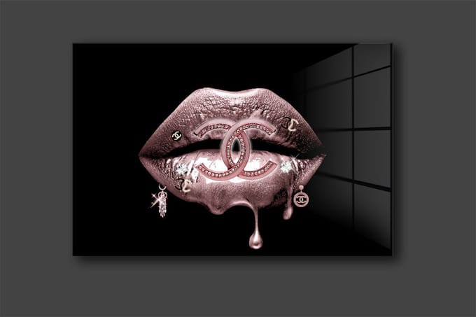chanel lip schilderij op plexiglas 60x90cm