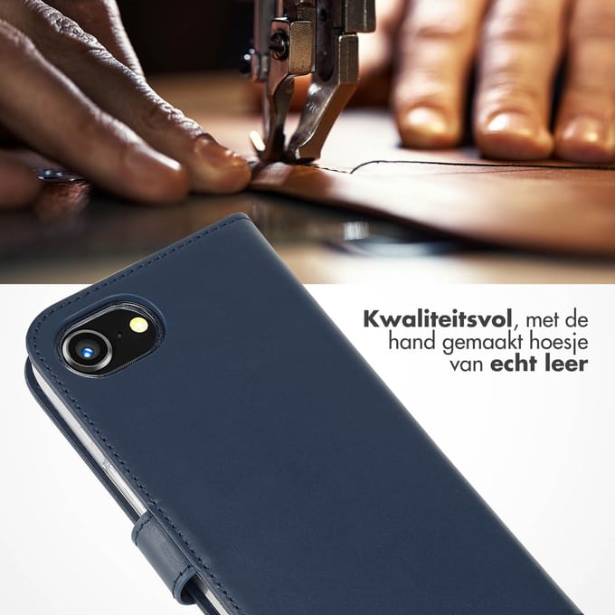 Selencia Hoesje - Geschikt voor Apple iPhone 17e / 16e - Echt Lederen Bookcase - Blauw