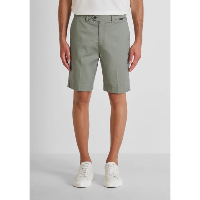 shorts man green agave