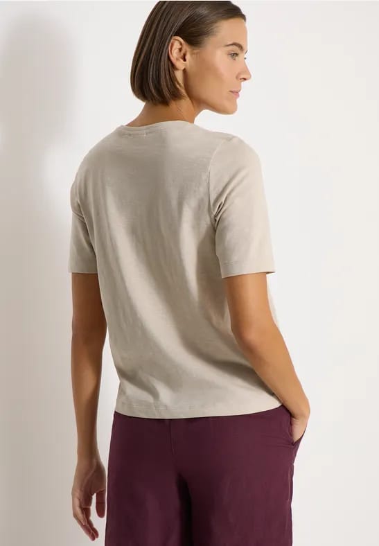 Basic Shirt met V-hals
