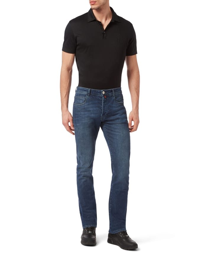 Jeans Recht Model