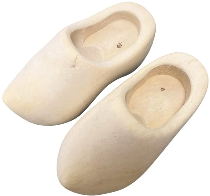 1 paar houten mini klompjes van 10 cm