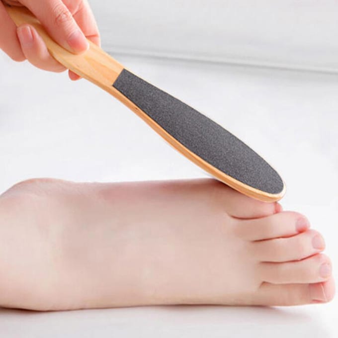 1 stks Economische Dubbelzijdig Voetrasp File Eelt Dode Huid Remover Pedicure Scrubber Tool beige