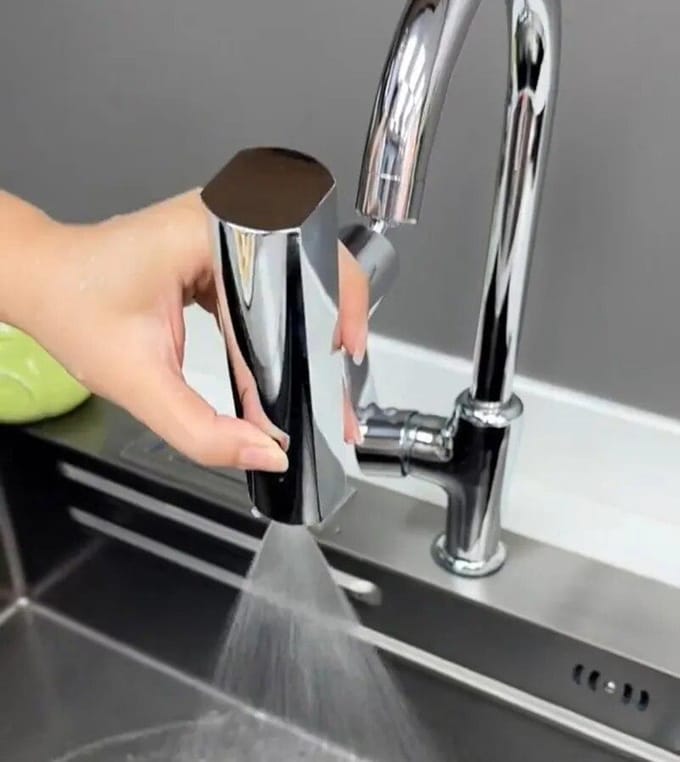 Robinet de cuisine cascade jet pulvérisateur tête pulvérisateur filtre diffuseur économie d'eau buse robinet connecteur mélangeurs robinet accessoire argenté