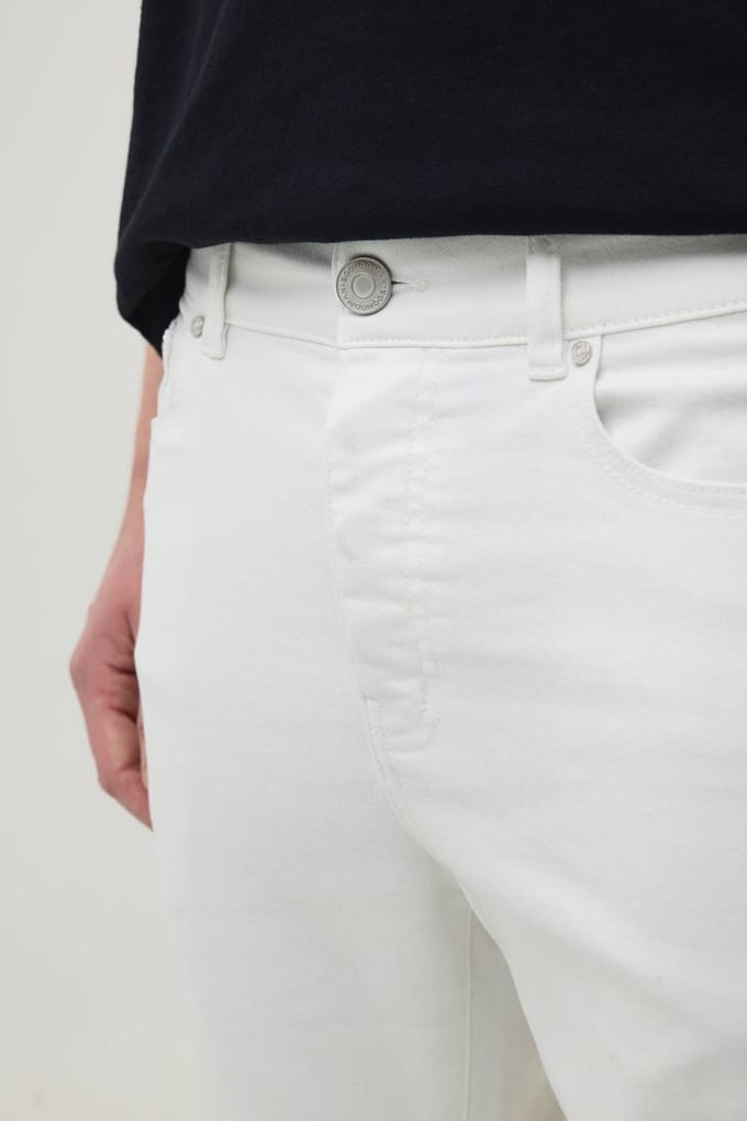 Essential Skinny Fit Stretch Washed Jeans | White | Size 56R
