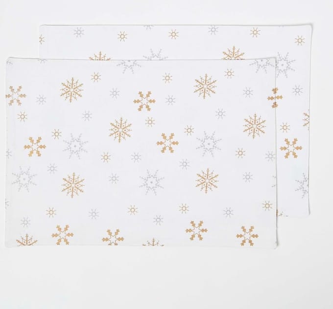 Homescapes 100% katoenen placemat, set van 2, wit met sneeuwvlokpatroon